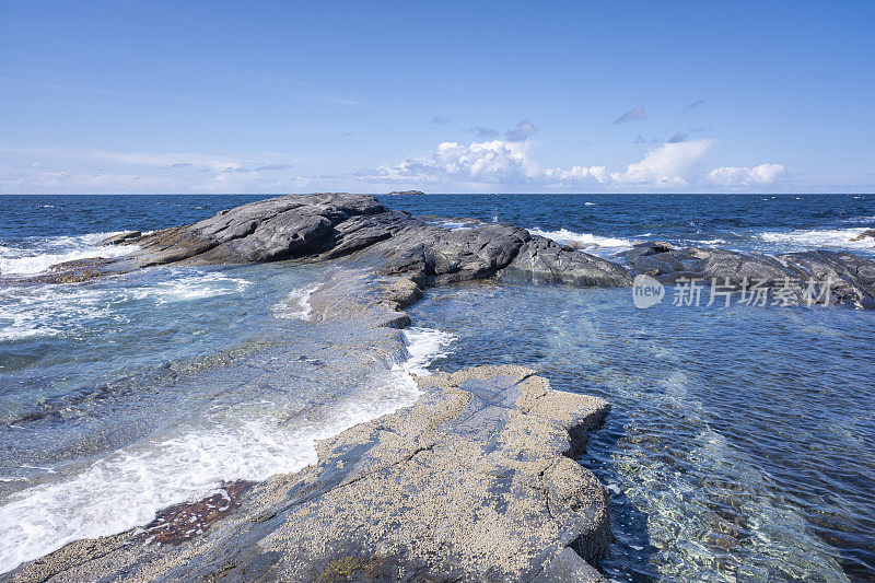 挪威西部峡湾的海岸线