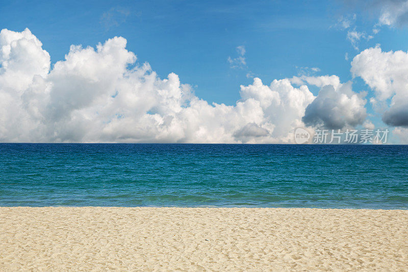 夏日海滩和大海