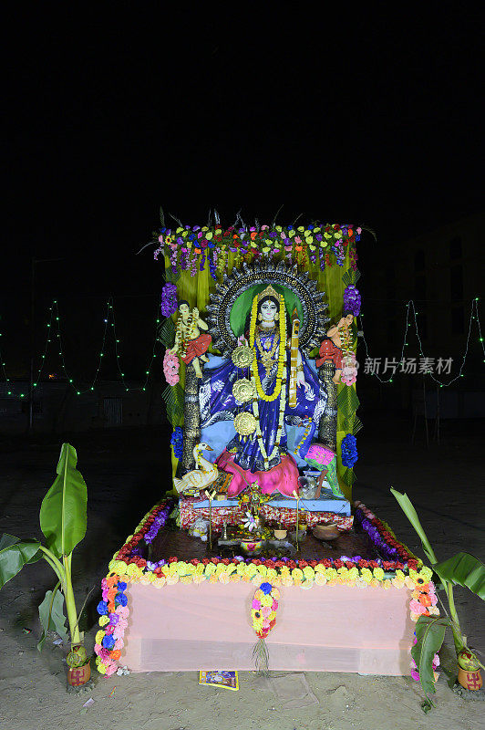 西孟加拉邦的豪拉，被崇拜的女神萨拉斯瓦蒂。印度