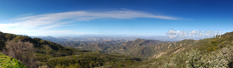 圣莫尼卡山全景图