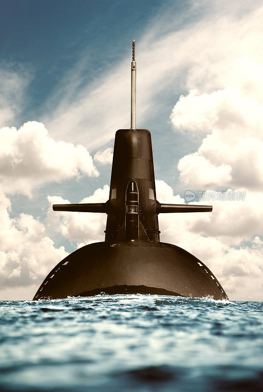 海洋中的核潜艇。