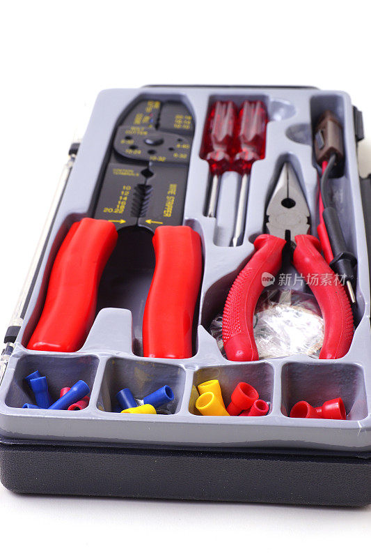 电气工具和组件。工具箱