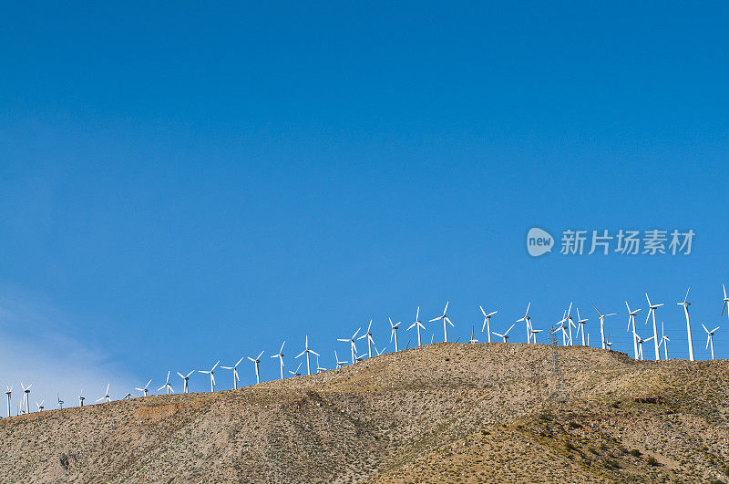 沙漠风力涡轮机农场