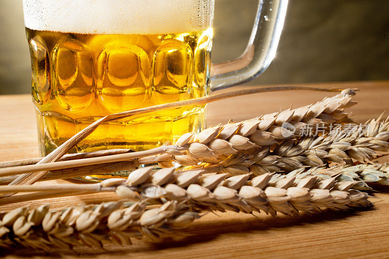 啤酒和小麦