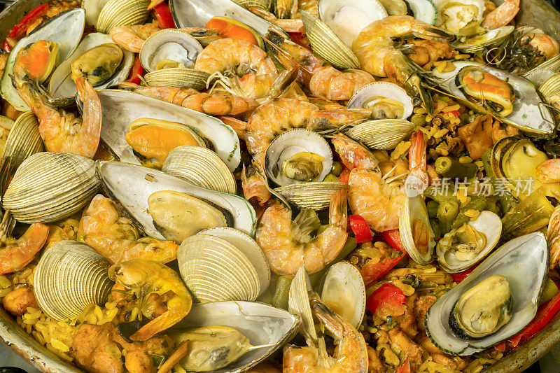 海鲜饭砂锅菜特写