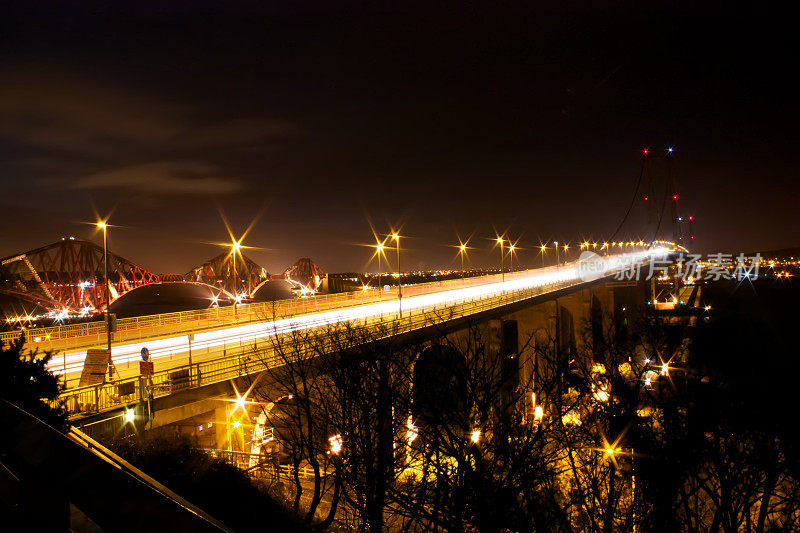 福斯铁路公路桥夜景