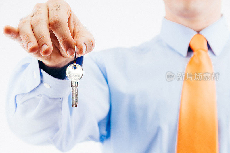房地产经纪人持有房子钥匙后成功出售
