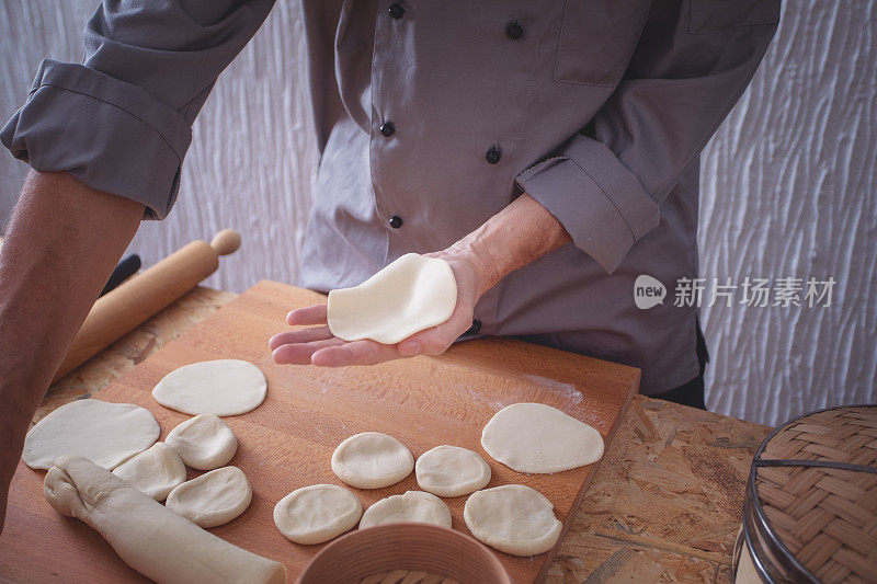 中国饺子的制作工艺