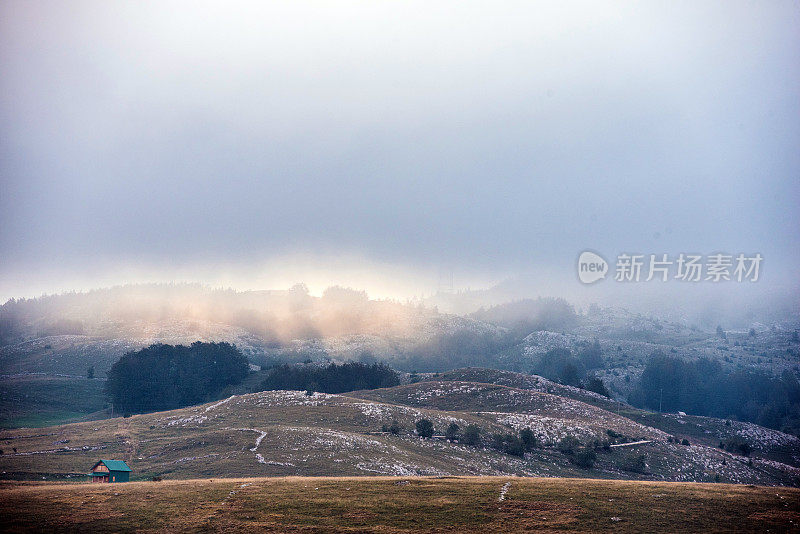 黑山杜尔米特国家公园如画的山景