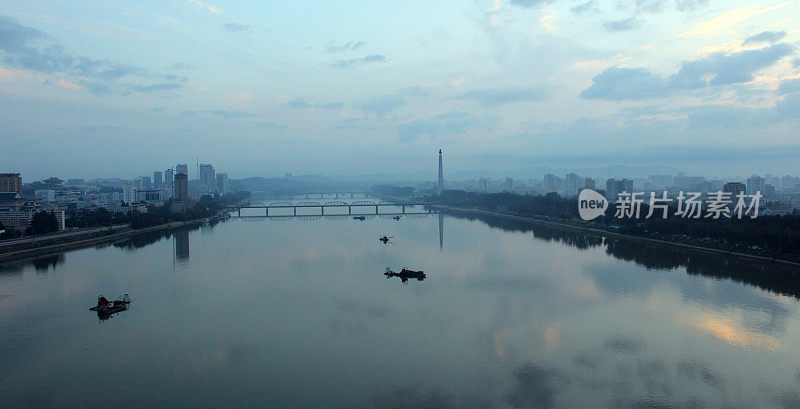 朝鲜:大同江边的平壤