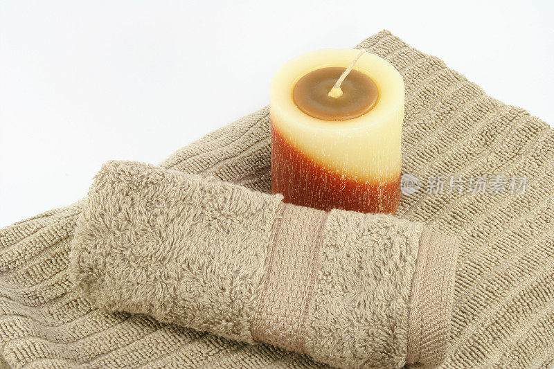 毛巾和蜡烛