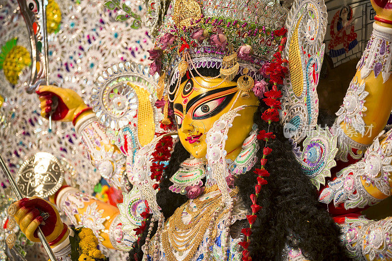 印度神:杜迦礼拜庆典期间的女神。