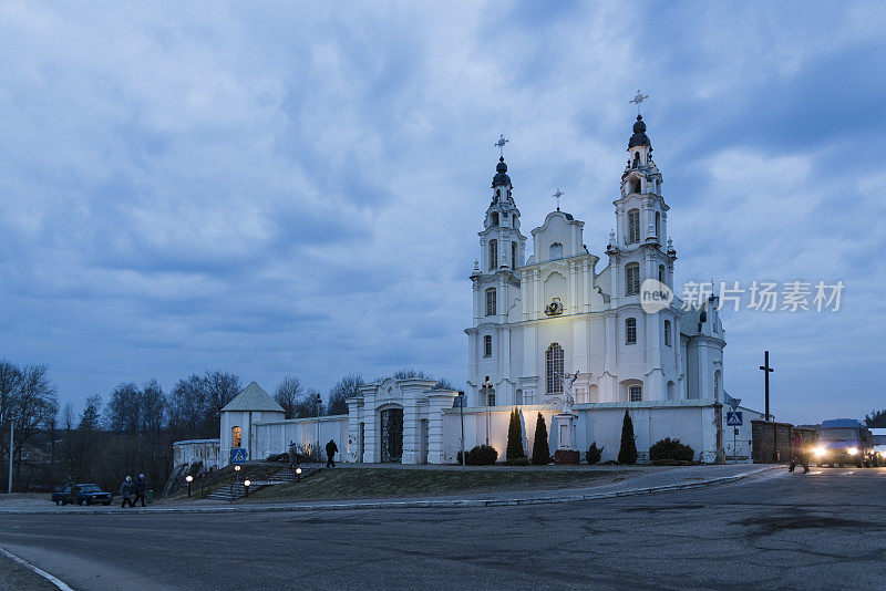 圣迈克尔天使长天主教大教堂，十八至十九世纪，在东欧白俄罗斯的伊瓦涅茨城。