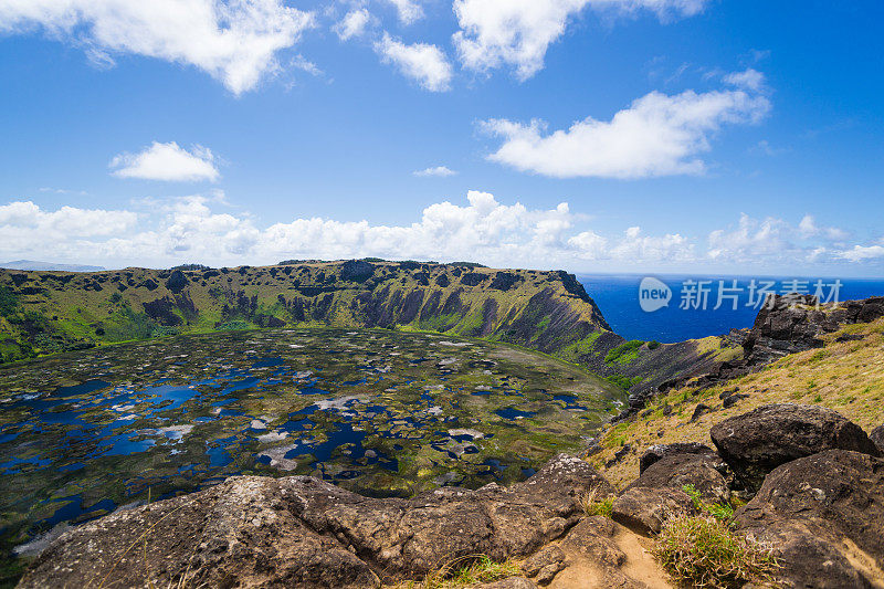 智利复活节岛上的拉诺考火山火山口