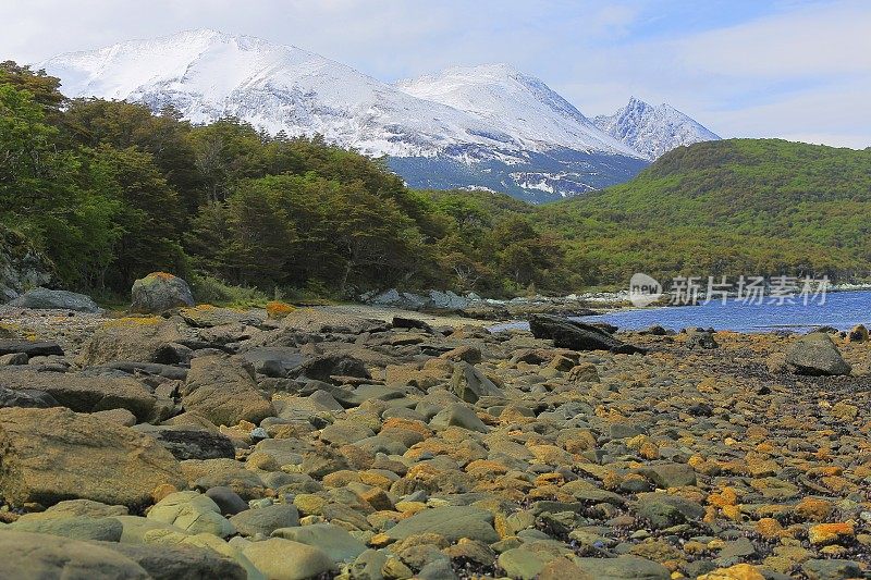 比格尔海峡湾水-乌斯怀亚景观-火地岛，阿根廷