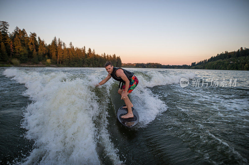 日落大道Wakesurfer