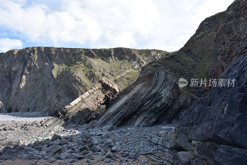 戏剧性的海岸