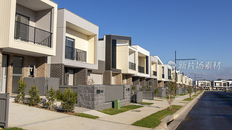 2019年6月3日，澳大利亚悉尼:悉尼远郊新住宅开工建设。