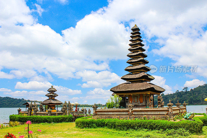 巴厘岛普拉乌伦多瑙河寺