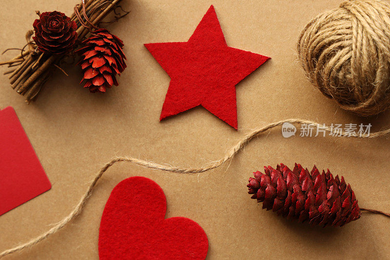 圣诞背景用星星形状，绳子的线索。