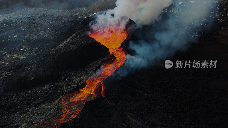 冰岛Fagradalsfjall火山喷发的鸟瞰图