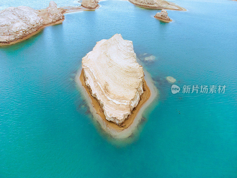 中国青海省乌素雅丹地质公园的小岩层景观