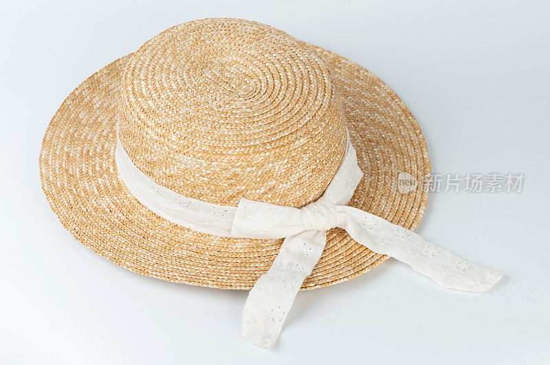 白色丝带的草帽