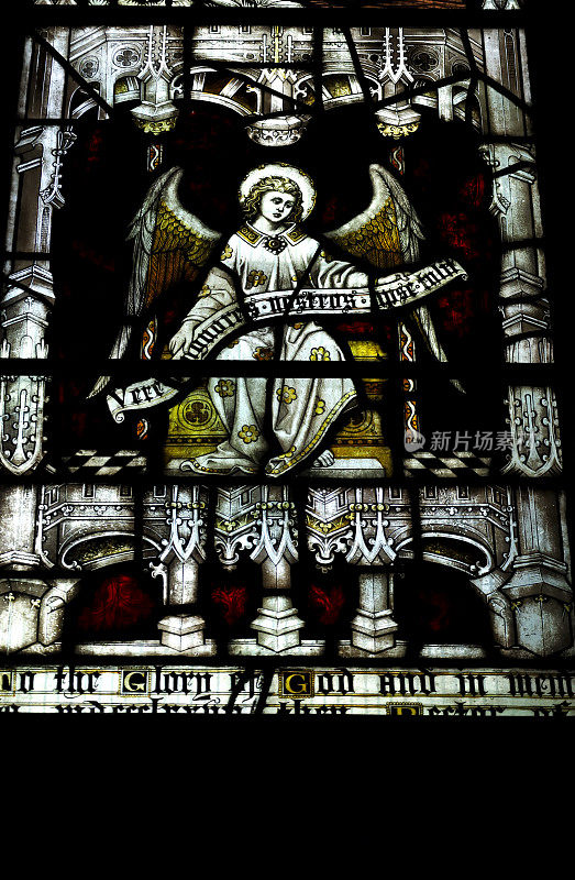 圣玛丽雷德克里夫教堂的彩色玻璃窗