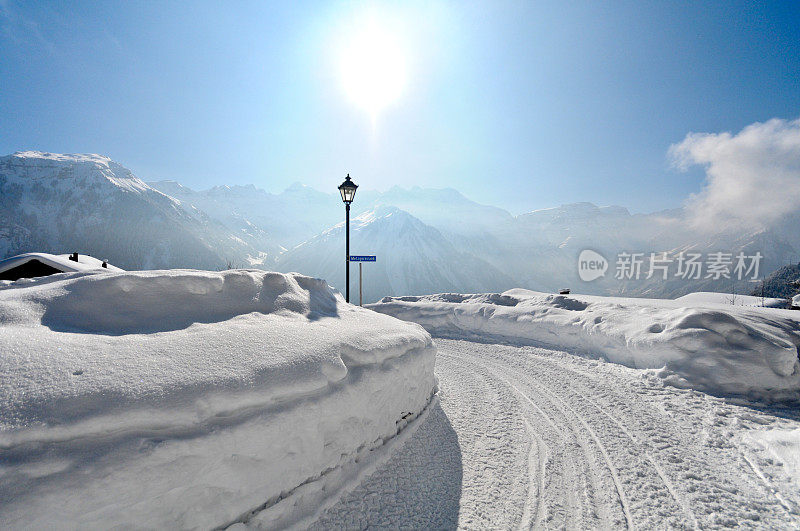 深的雪