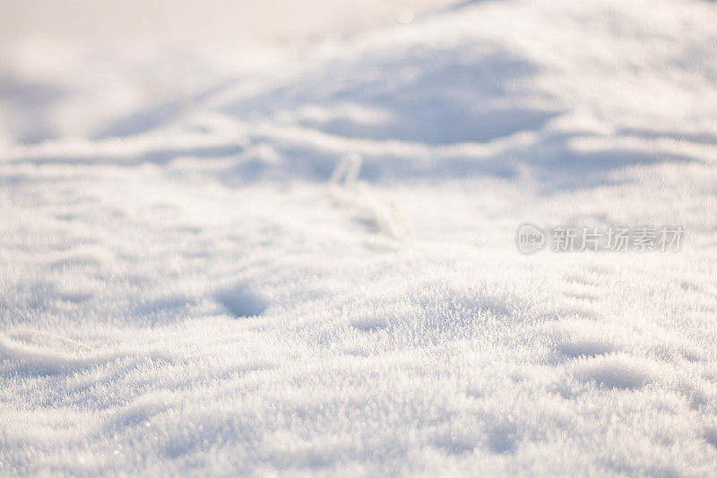 雪变形