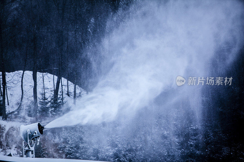 天空度假村造雪