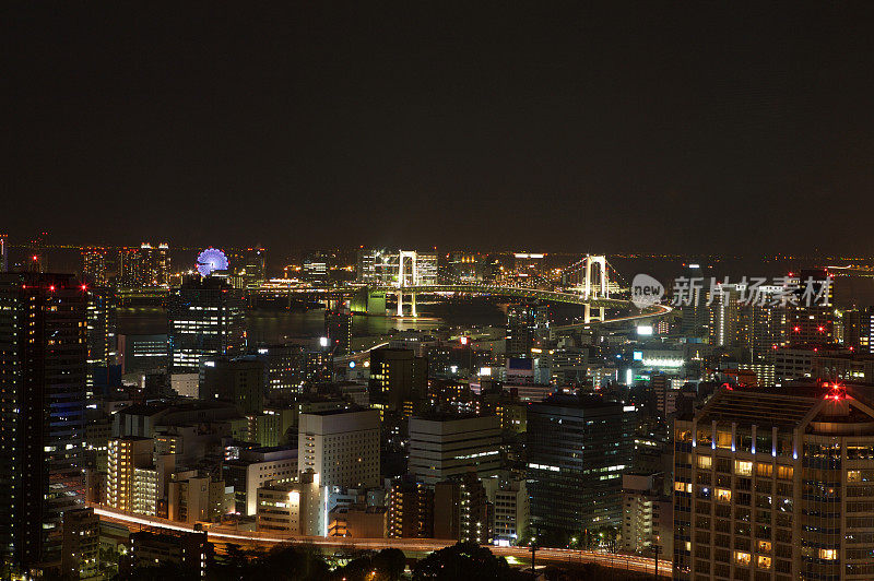 东京彩虹桥夜景