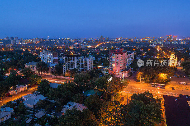 鸟瞰城市夜景