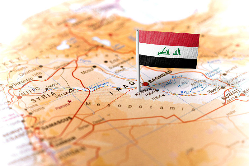 伊拉克用旗帜钉在地图上