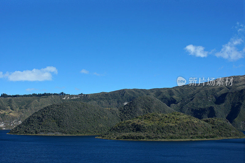 Cuicocha火山口湖