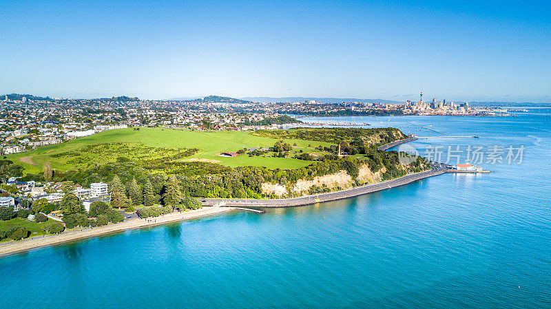 鸟瞰图在奥克兰市中心的怀特玛塔港。新西兰