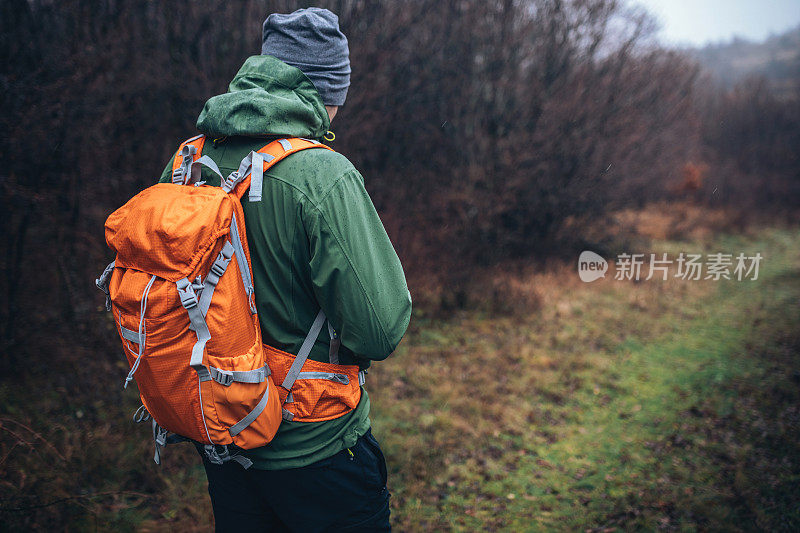 山上的徒步旅行者