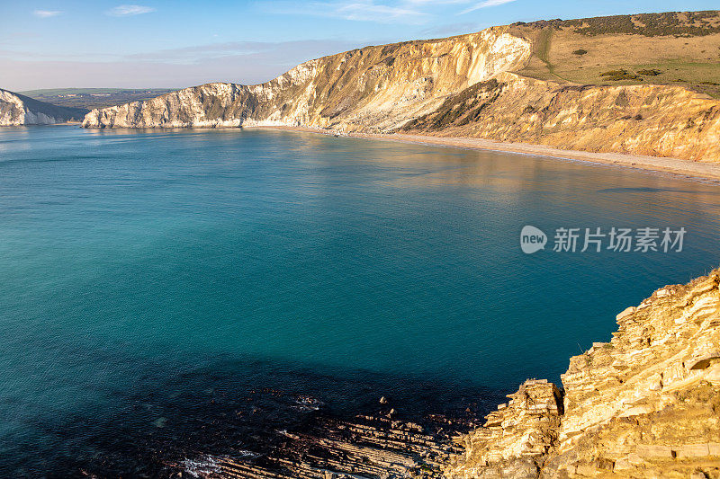 沃巴罗湾位于英国多塞特的侏罗纪海岸