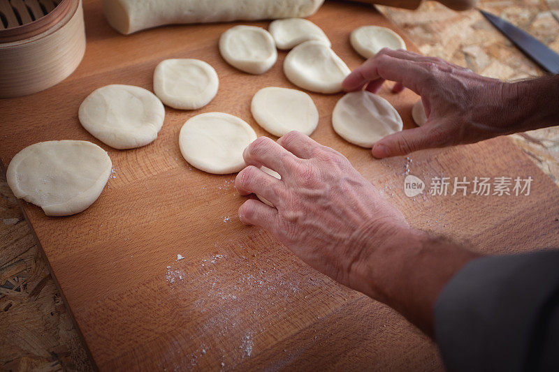 中国饺子的制作工艺