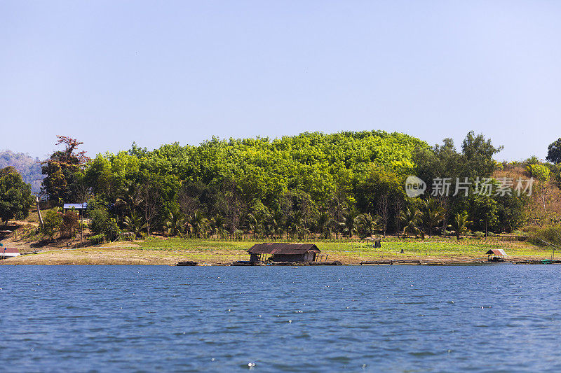 北碧Songkhla的Songaria河和湖的河畔景观