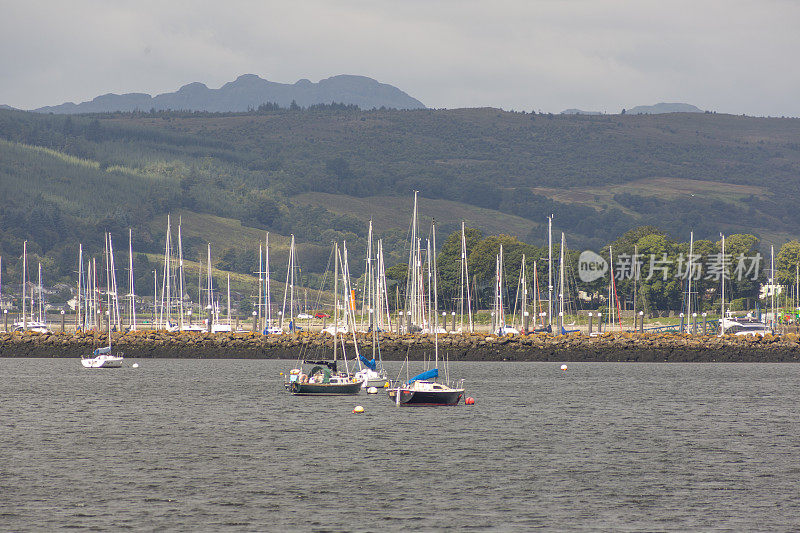 英格兰苏格兰格拉斯哥海伦斯堡的克莱德湾海岸