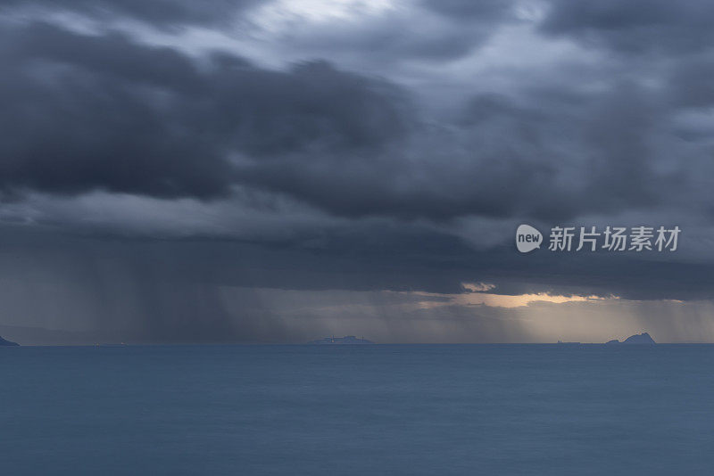 下雨的风景。