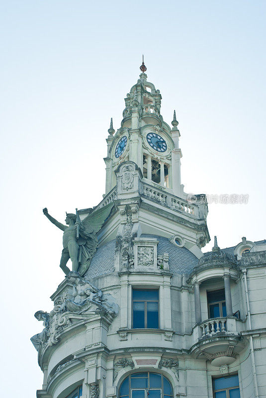 葡萄牙波尔图的钟楼