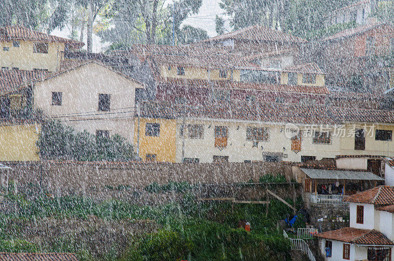 城市大雨