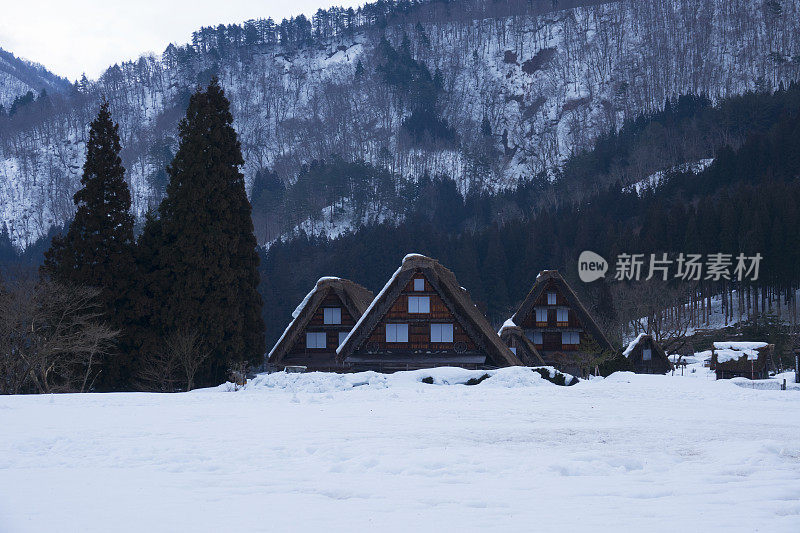 日本岐阜县白川乡村,