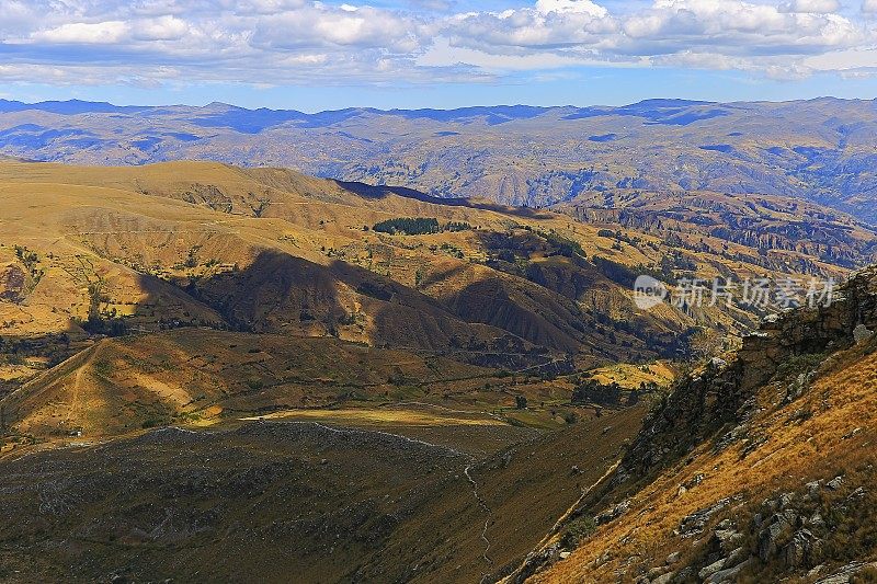 布兰卡山脉和内格拉山脉:秘鲁安第斯山脉的徒步小径