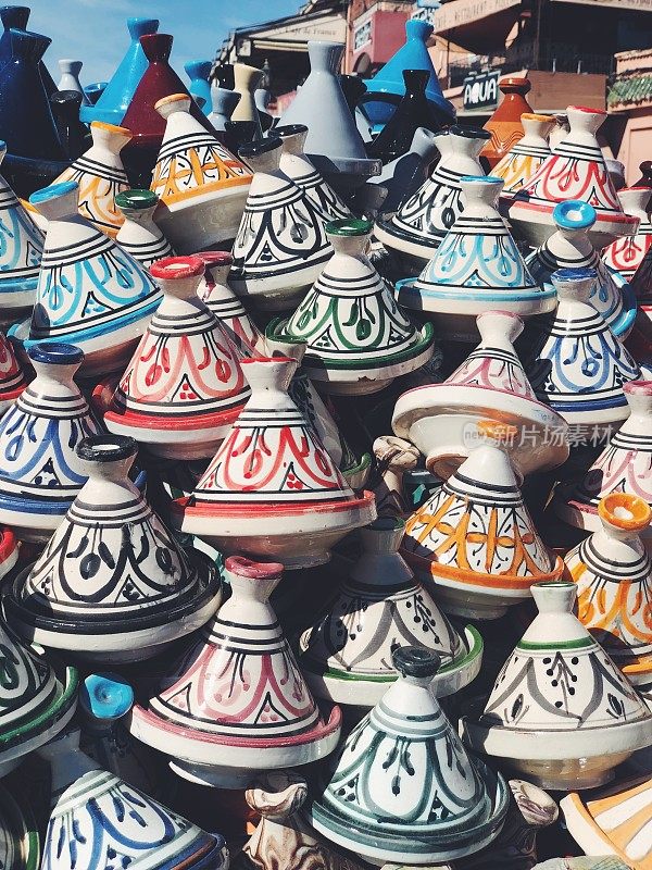 传统的摩洛哥纪念品塔津