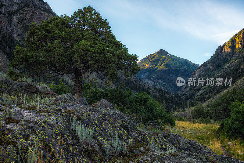 艾布拉姆斯山