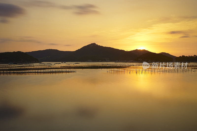 湖春川