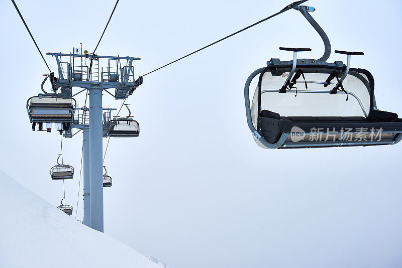 山区滑雪场